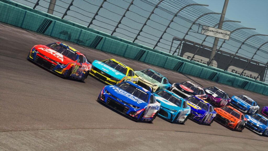 NASCAR 25 racing at intermediate 1.5-mile oval track